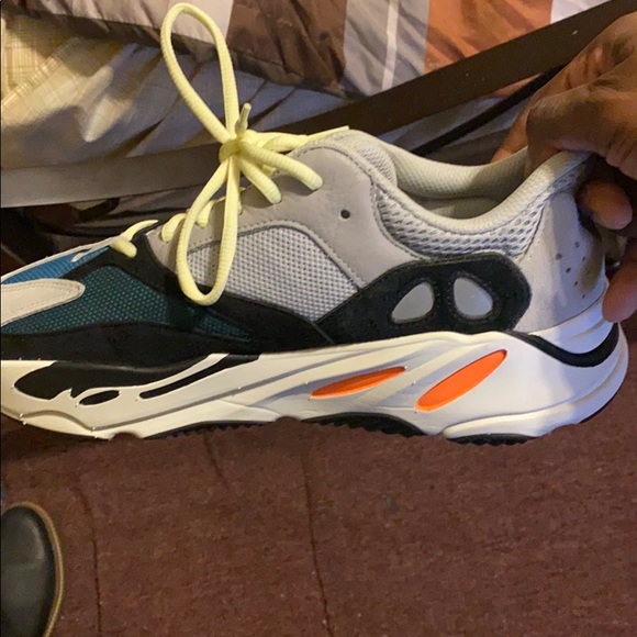 Yeezy 700 original official - Picture 3 of 5